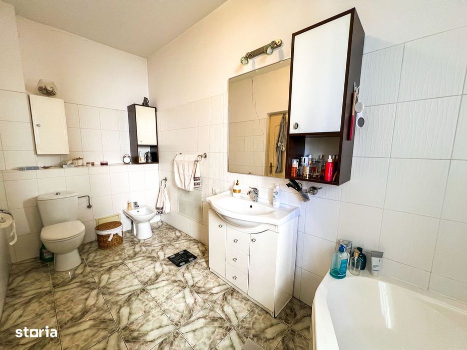 Casa individuala deosebita, garaj, str Cetatii, Parc Poligon