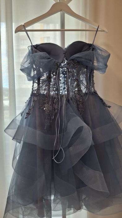 Синя рокля цвят деним