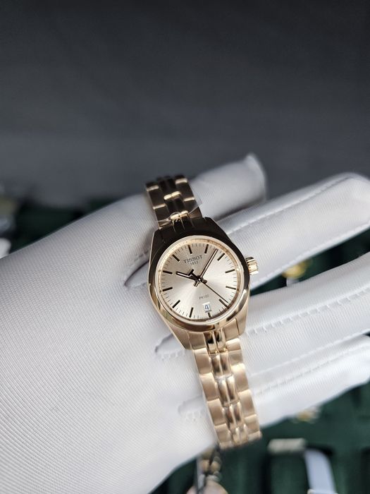 Женские Часы Tissot Chemin с Рубинами на циферблате