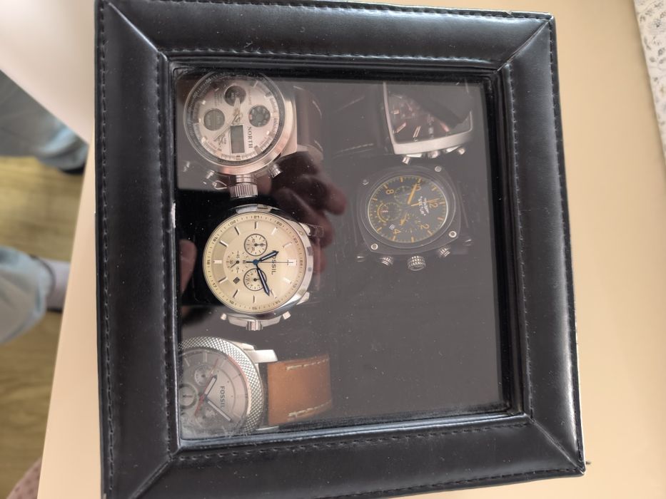 Cutie depozitare cu ceasuri