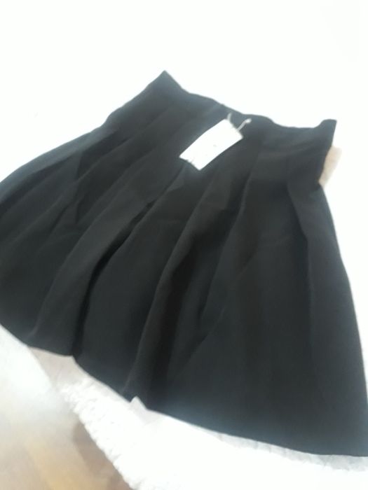 Юбка на девочку новая