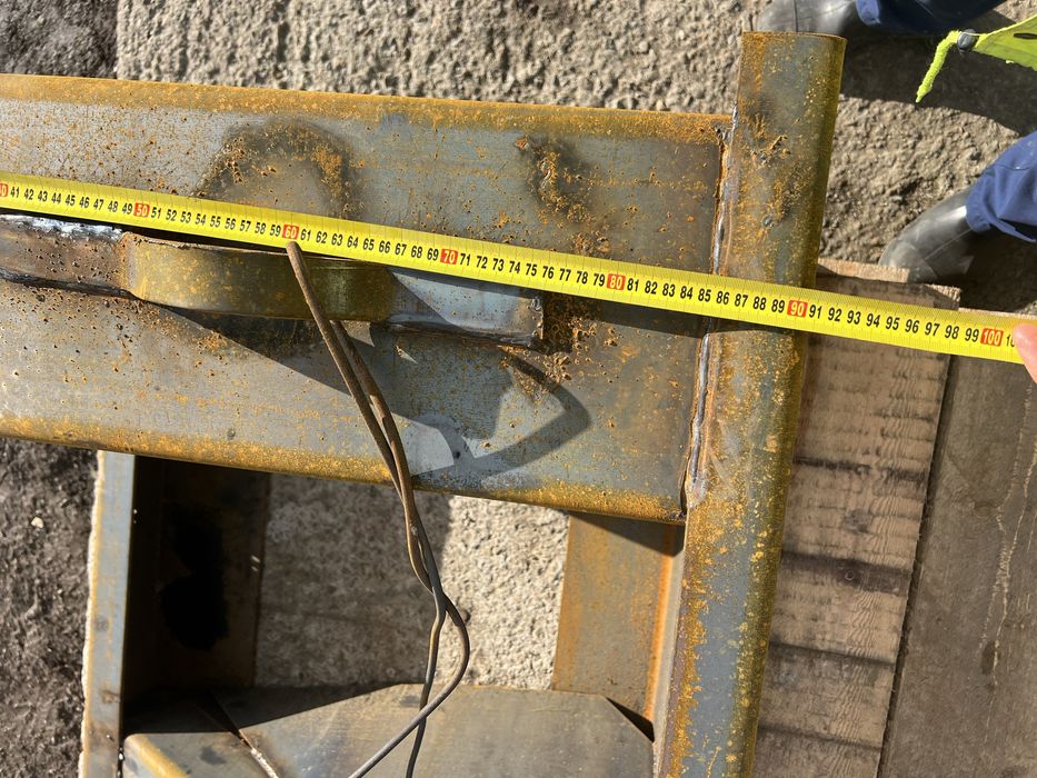 Стол металлический