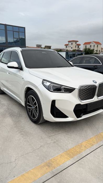 Bmw ix 1 25L EDrive