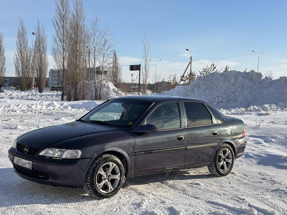 Продам машину опель вектра б 1996 г