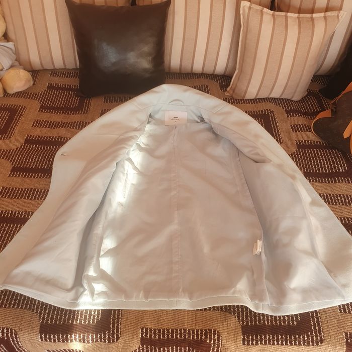 Палта в различни цветове