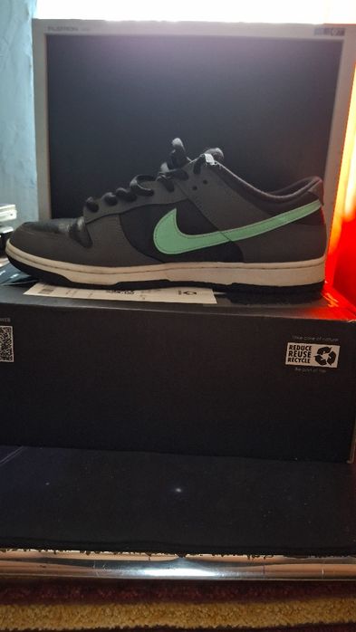 Nike Dunk Low Retro Green Glow