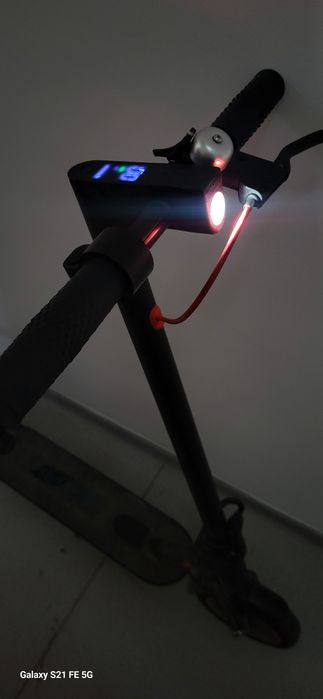 Электро самокат xiaomi