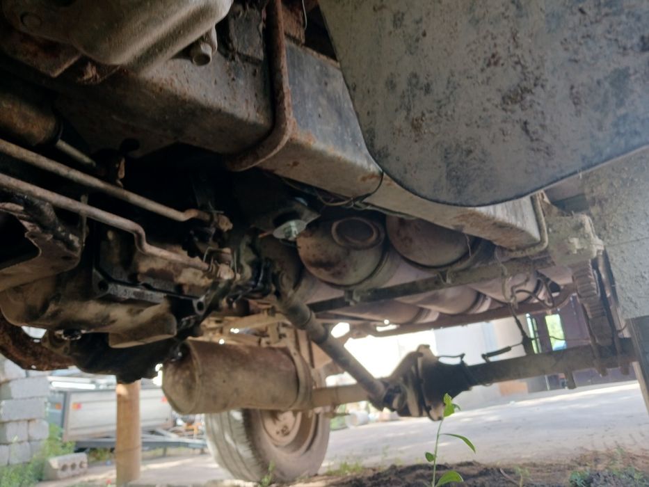 Uaz 1980yili narhi 2000$