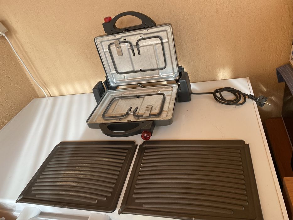Aparat grill Kenwood 1800 watt