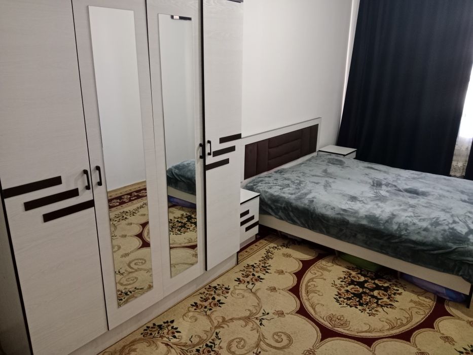 Спальня мебель почти новый