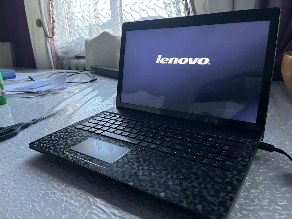 Ноутбук Lenovo Core i7
