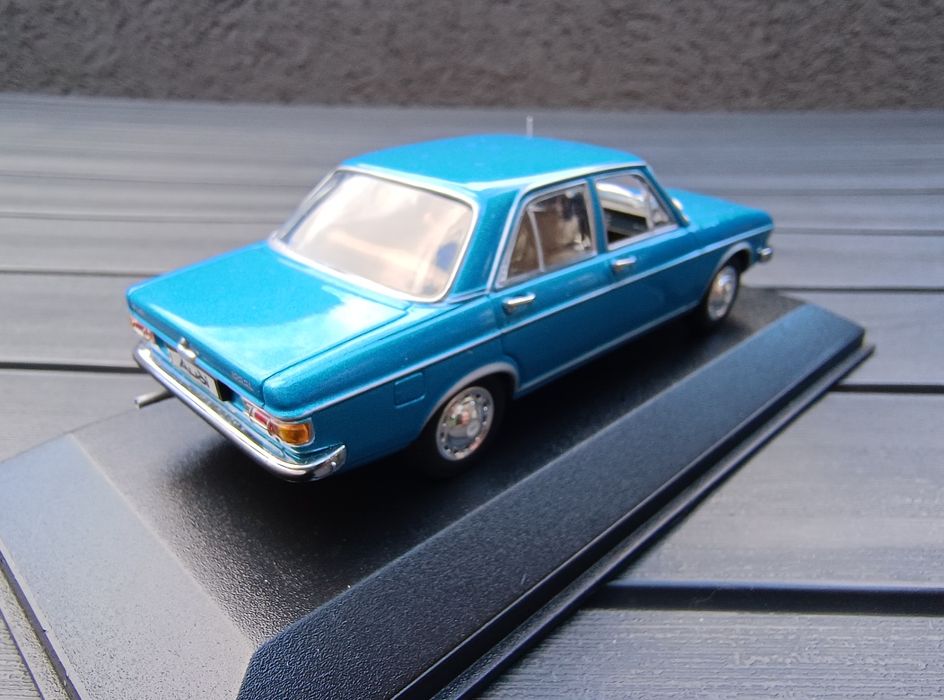 Audi 100 1:43 1969