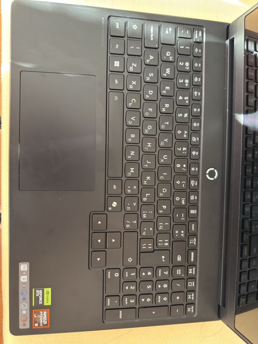 Lenovo Legion 5a ryzen 9 465 32GB RTX5060 1TB