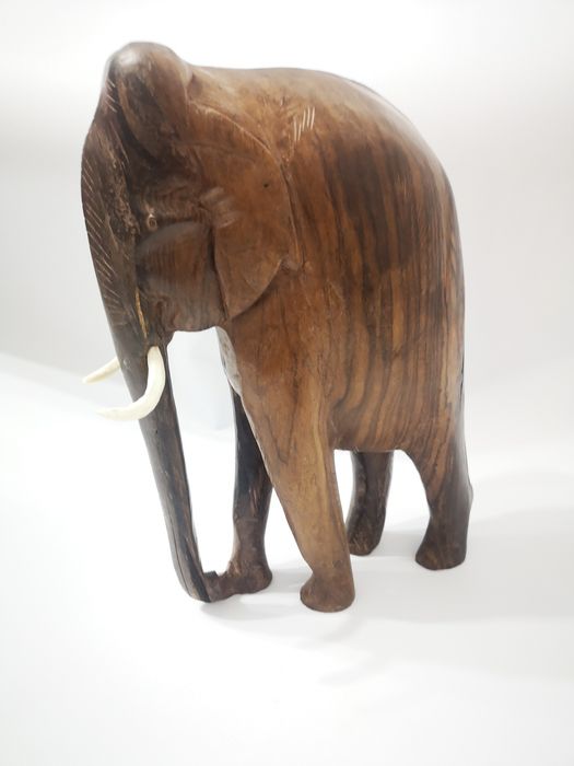 Statueta elefant