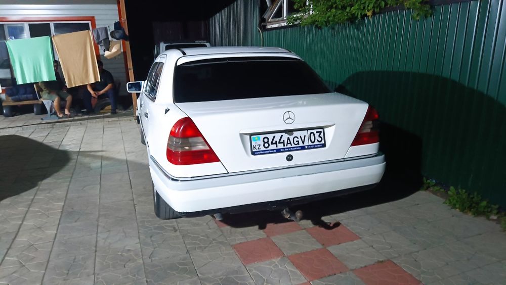 Продам Мерседес С 200