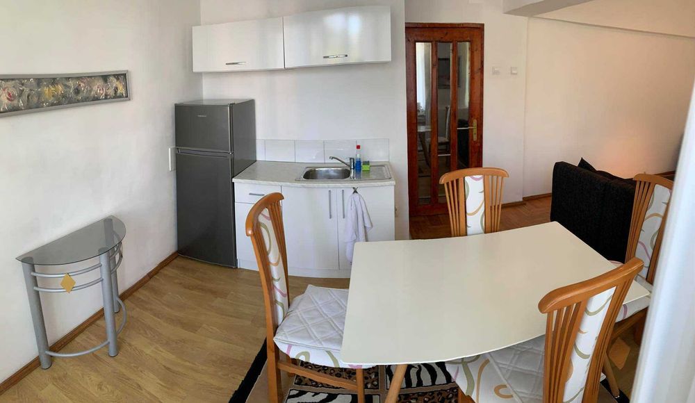 Дава се под наем Двустаен апартамент в Бургас, Лазур - 70 кв.м за 331.5 € - Снимка #4