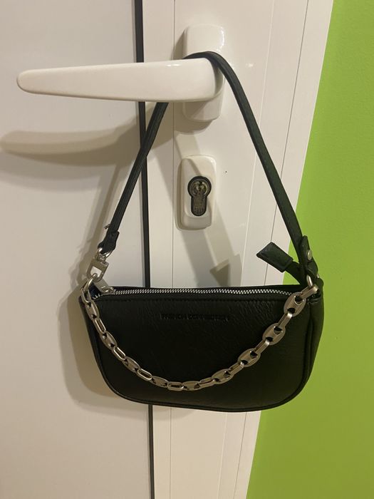 Чисто нова чанта