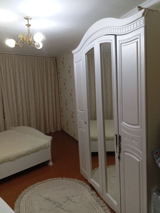 Продам спальный гарнитур