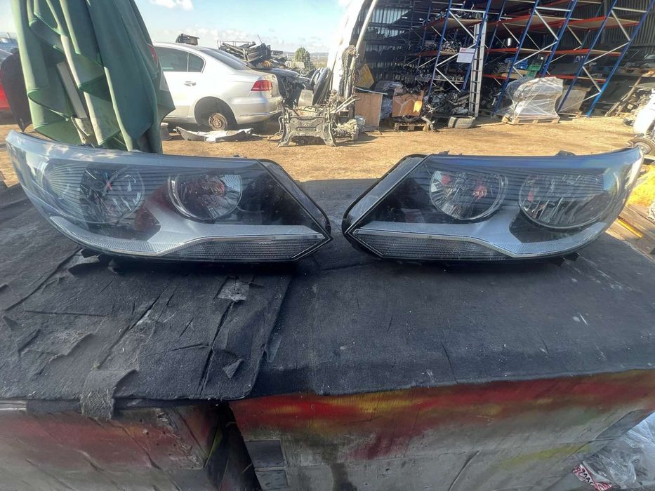 Оригинален Десен Ляв фар Volkswagen Tiguan I 2007-2015 с забележки