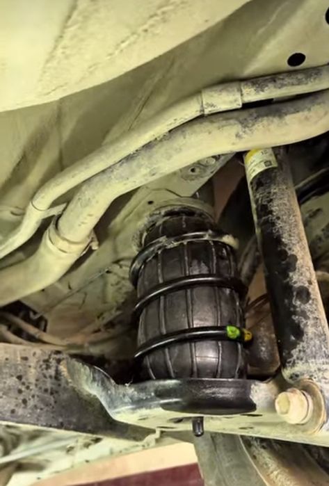 пневмобаллоны в пружины Onix/Tracker2