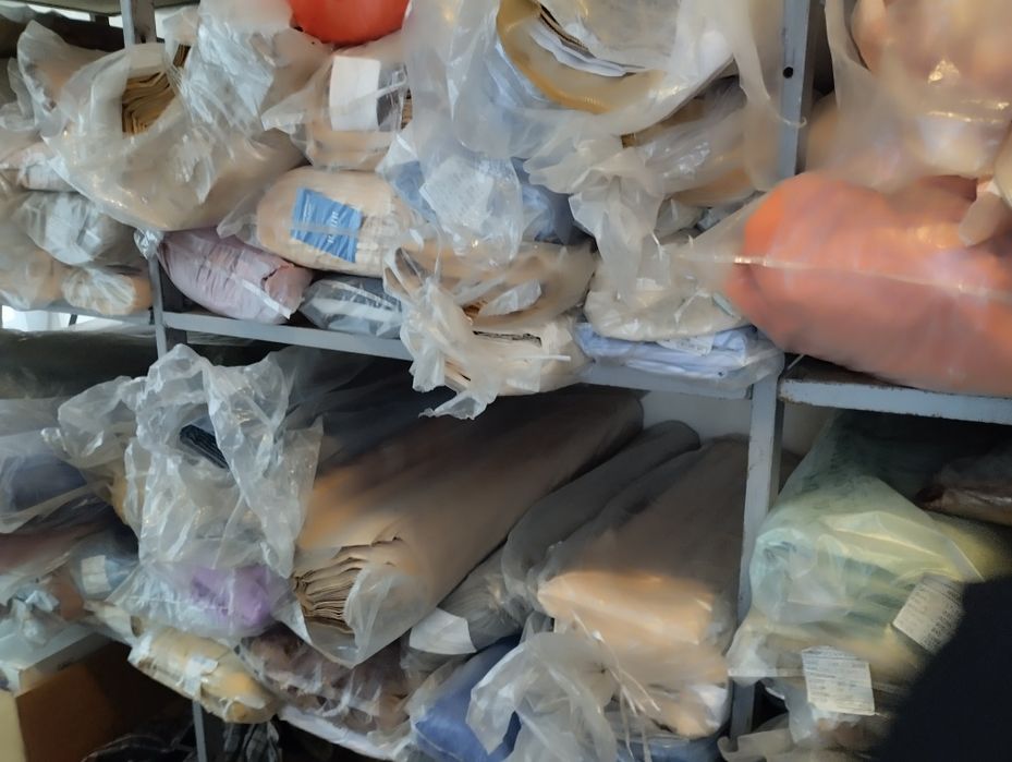 Шторы разные, цвета разные, ткани разные