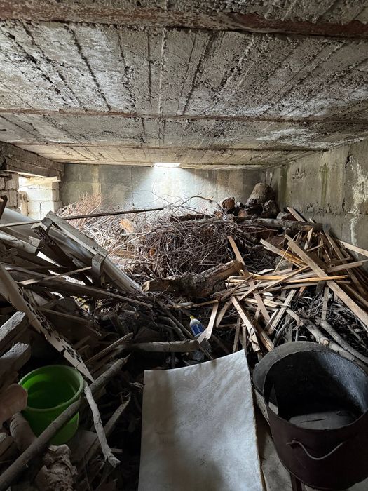 Утин сотилади, кунда шоха тахта