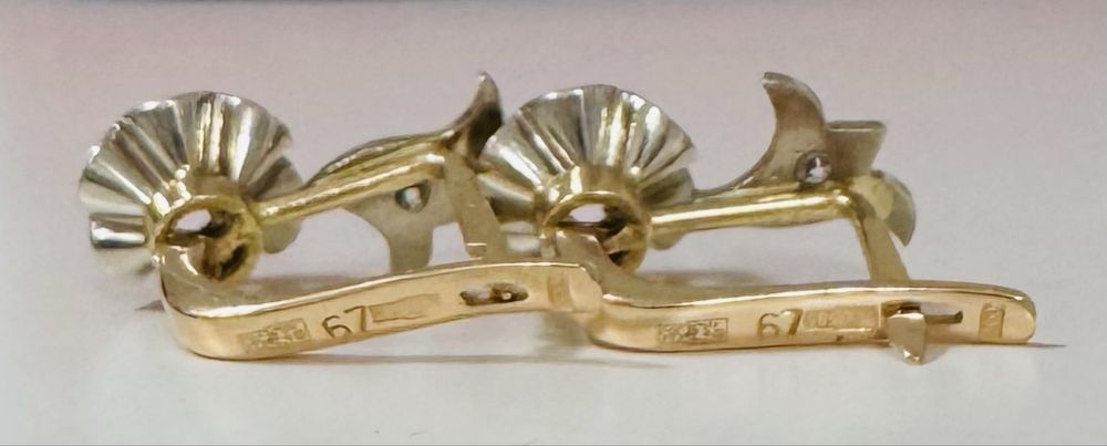 583 Советские серьги с бриллиантами - Тюльпаны