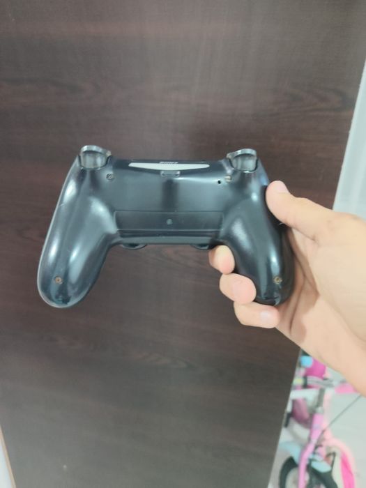 PlayStation 4 slim 1TB