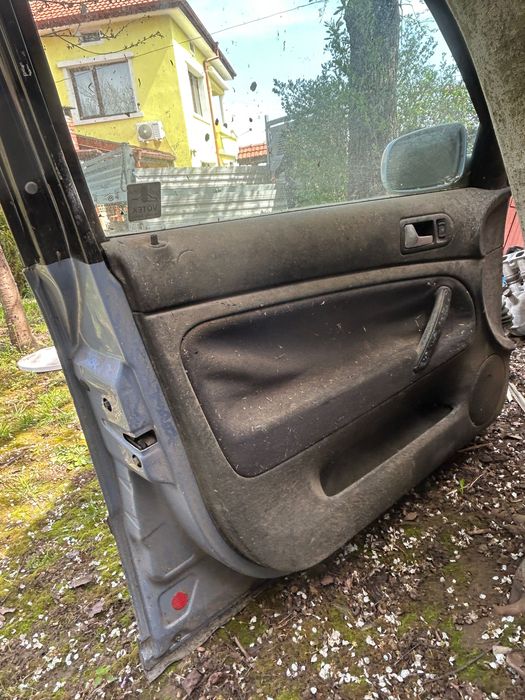 Дясна врата на VW Passat B5