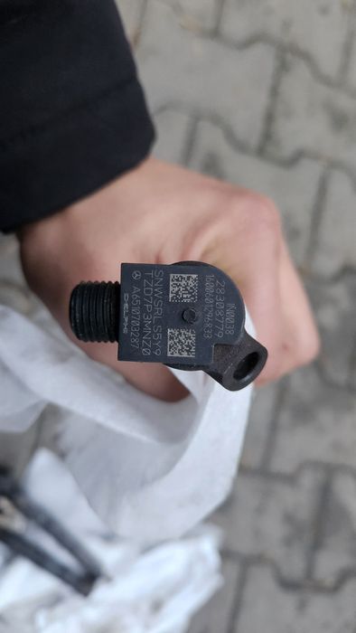 Дюзи Delphi за Мерцедес 2.2 cdi OM651