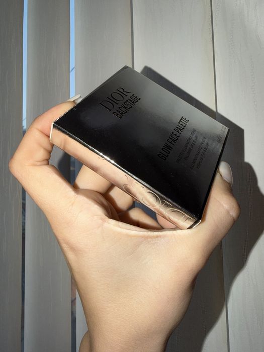 Dior палитра Чисто Нова не е докосвана