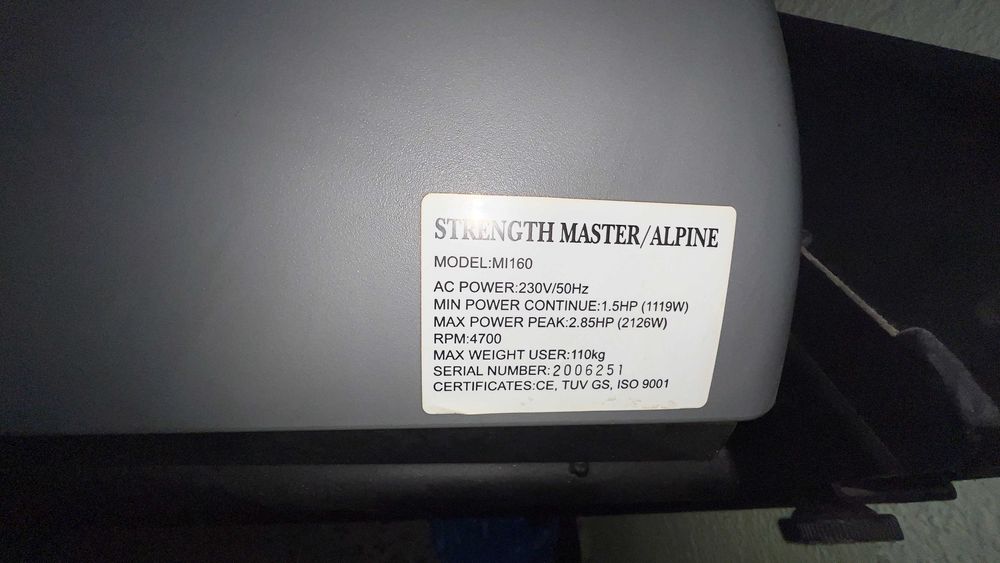 фитнес пътека STRENGTH MASTER