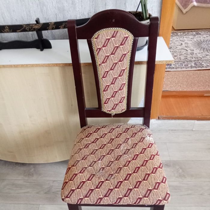 Продается стулья