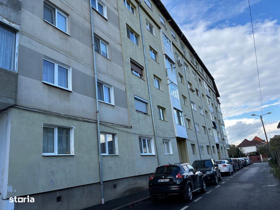 Apartament 2 camere decomandate zona Lazaret