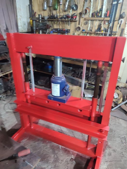 Продам пресс на 50 тонн