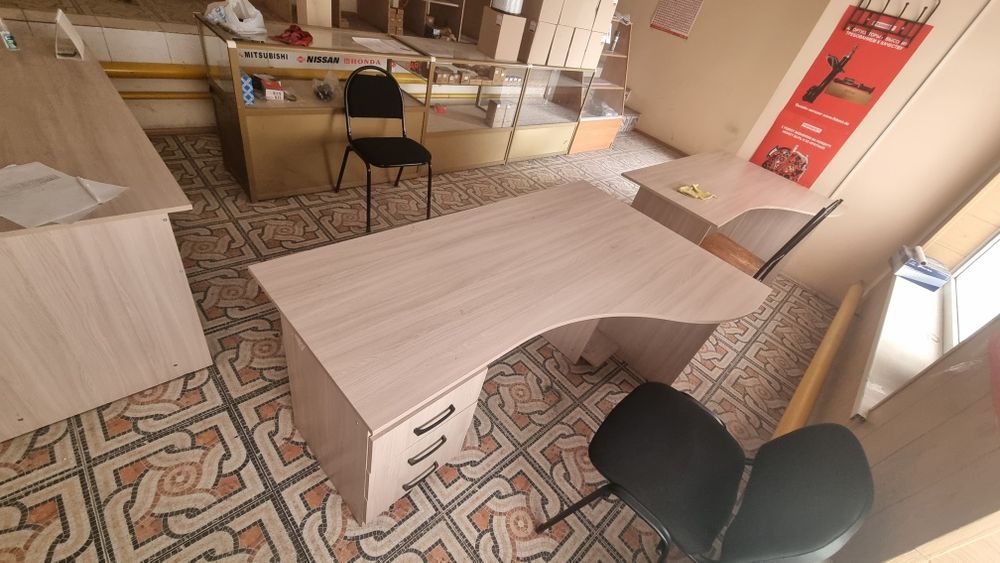 Стол офисный стулья