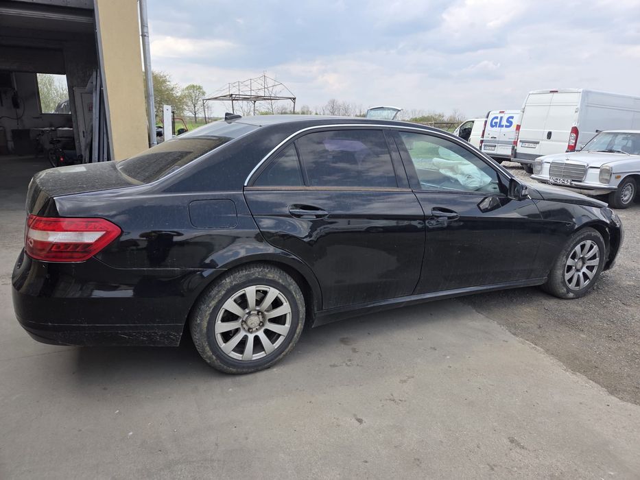 Mercedes Benz E class pentru piese E200