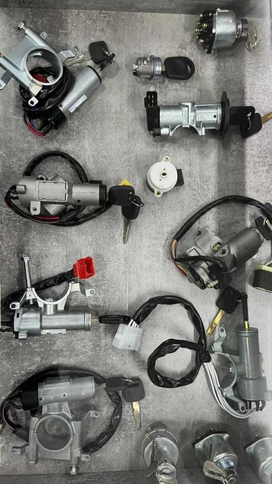 Запчасти на HOWO, SHACMAN