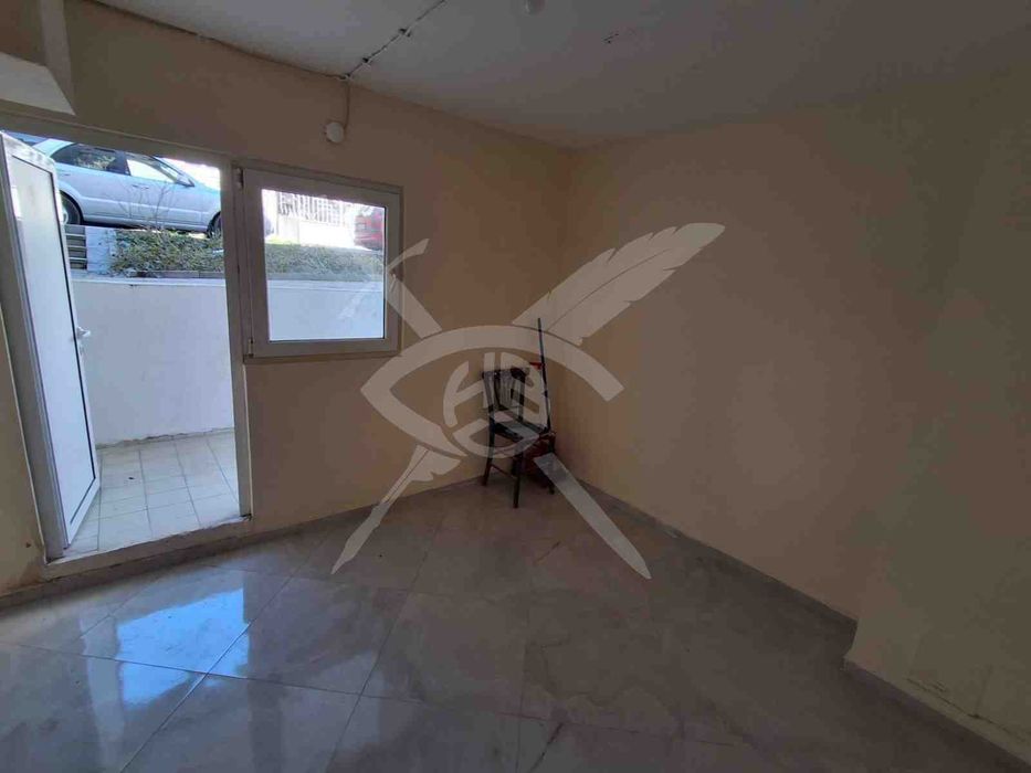 Офис помещение в Братя Миладинови! 98777