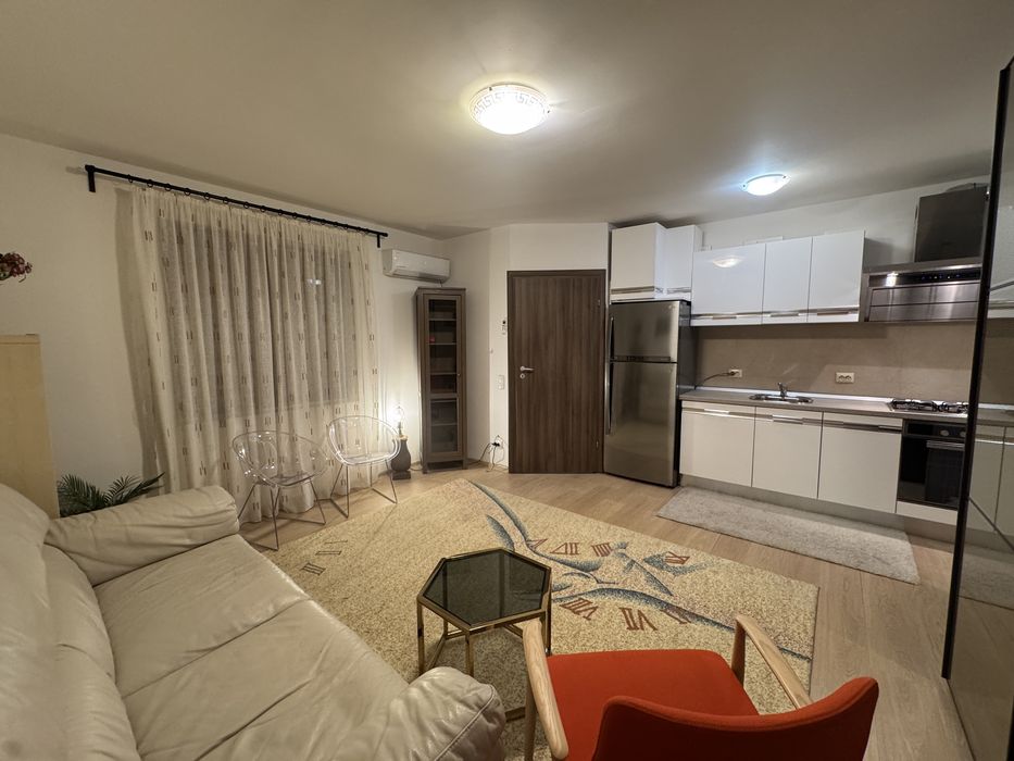 Apartament 2 camere in vila - curte, parcare incluse,direct proprietar