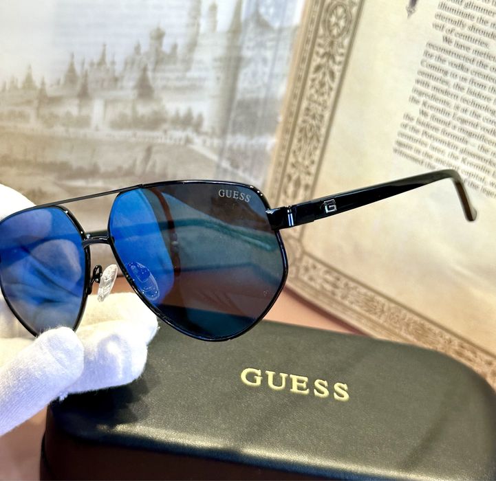 Мъжки слънчеви очила Guess GF5076 01X НАМАЛЕНИ