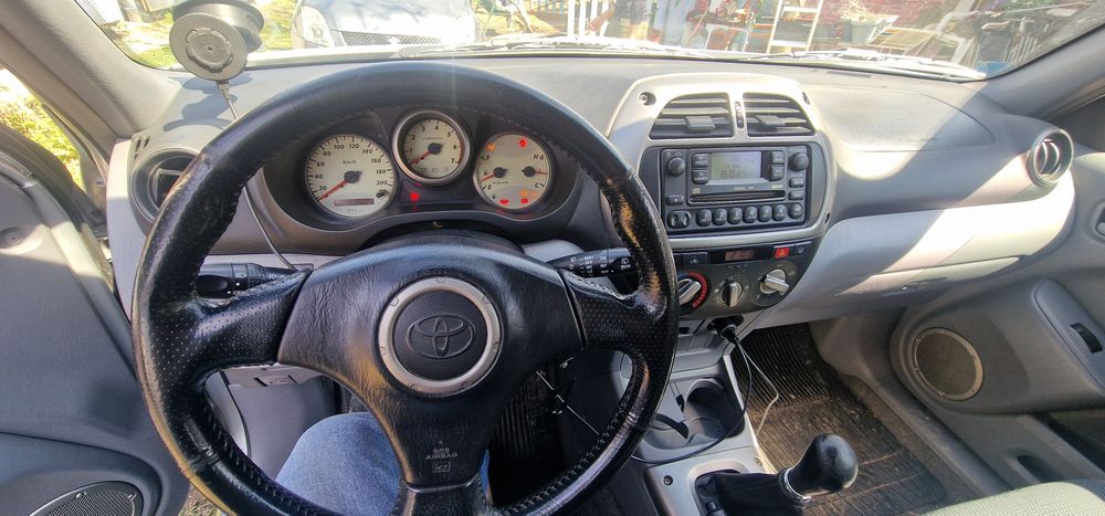 Toyota Rav4 2003 Vând sau schimb 4x4
