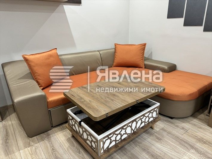 Дава се под наем Двустаен апартамент в София, Оборище - 38 кв.м за 650 € - Снимка #2