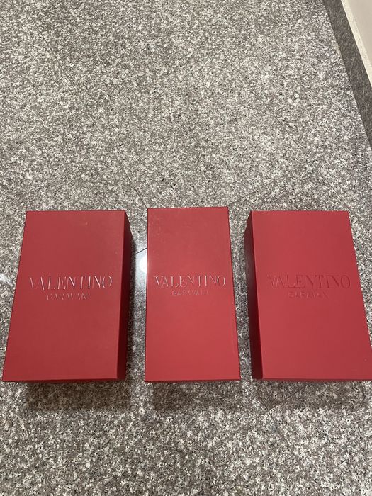 Китии на марка DIOR, Valentino, CHANEL, DOLCE GABBANA