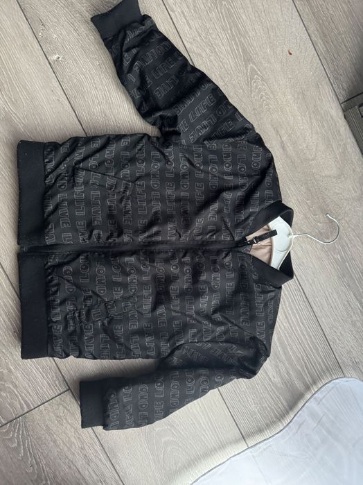 Двулицево преходно яке за момче