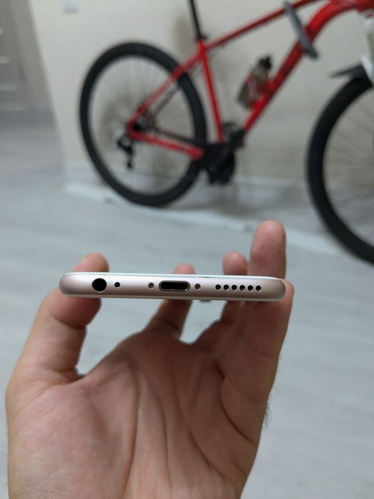 iPhone 6s на 32гб