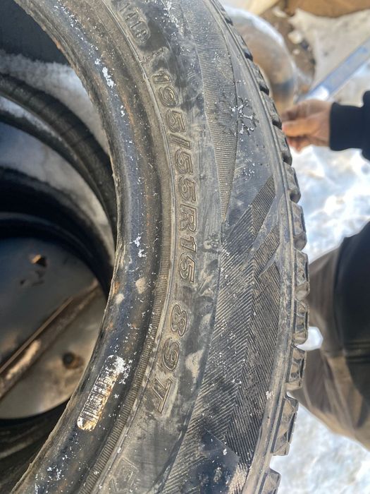 Продаются комплект шин на R15