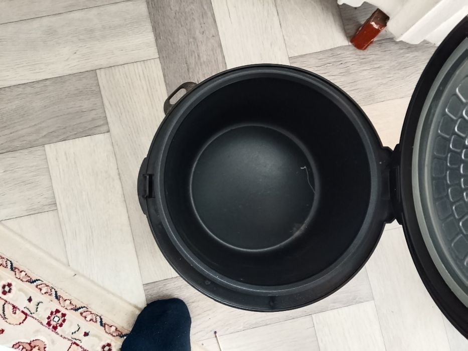 Продам мультиварку хороший состояние
