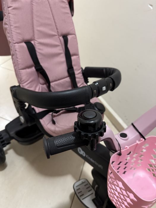 С ПОДАРЪК - Детска триколка KinderKraft Easytwist (розова) като нова