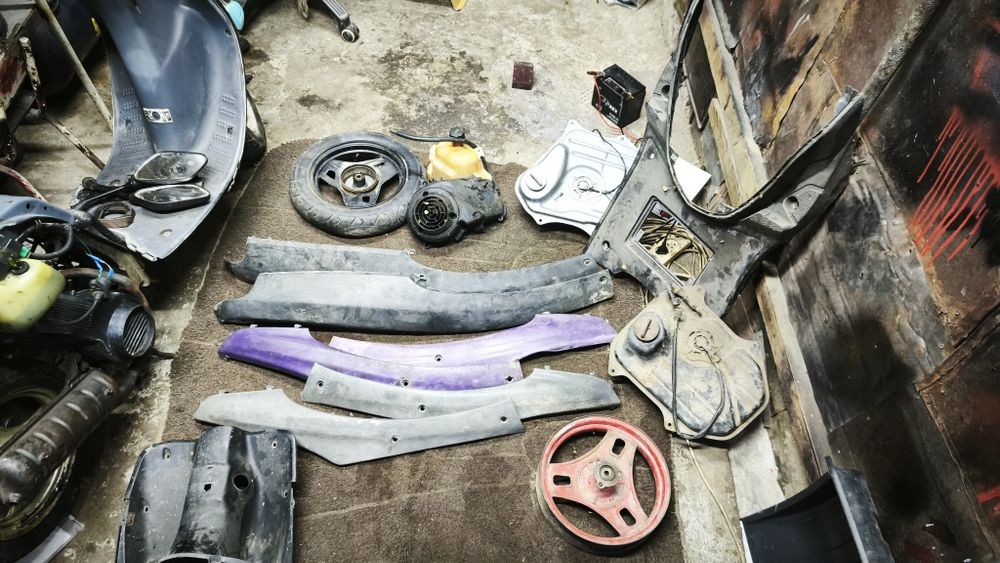 Продам мото запчасти